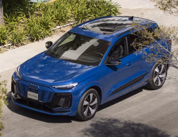 2025–pr. Audi Q6 e-tron quattro S line [Mexico] '2025–pr.