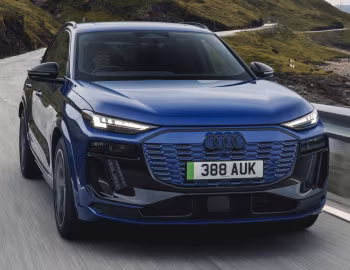 Audi Q6 e-tron quattro S line "Edition 1" [UK-spec] '2024–н.в.
