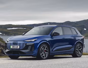 Audi Q6 e-tron quattro S line "Edition 1" [UK-spec] '2024–н.в.