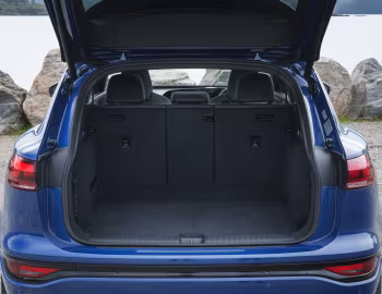 Багажник Audi Q6 e-tron quattro S line "Edition 1" [UK-spec] '2024–н.в.