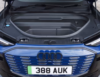 Багажник Audi Q6 e-tron quattro S line "Edition 1" [UK-spec] '2024–н.в.