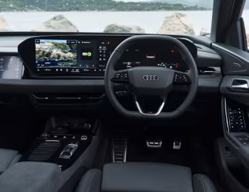 Panel frontal Audi Q6 e-tron quattro S line "Edition 1" [UK-spec] '2024–pr.