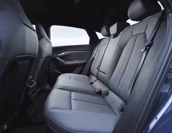 Interior Audi Q6 Sportback e-tron S line [UK-spec] '2025–pr.