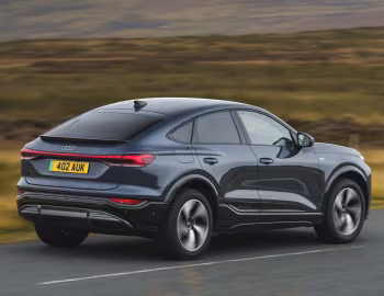 Audi Q6 Sportback e-tron S line [UK-spec] '2025–pr.