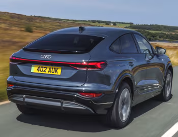 Audi Q6 Sportback e-tron S line [UK-spec] '2025–pr.