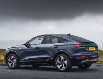 Audi Q6 Sportback e-tron S line [UK-spec] '2025–pr.