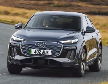 Audi Q6 Sportback e-tron S line [UK-spec] '2025–pr.