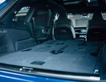 Ambos Audi Q7 50 TDI quattro S line [Japan] (4M) '2025–pr.