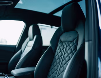 Interior Audi Q7 50 TDI quattro S line [Japan] (4M) '2025–pr.