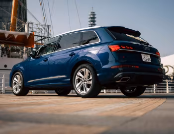 Audi Q7 50 TDI quattro S line [Japan] (4M) '2025–pr.