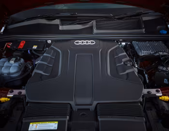 Bajo el capó Audi Q7 50 TDI quattro S line [Australia] (4M) '2020–24