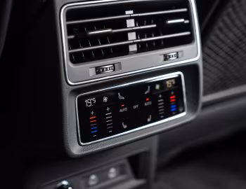 Interior Audi Q7 55 TFSI quattro S line [Australia] (4M) '2025–pr.