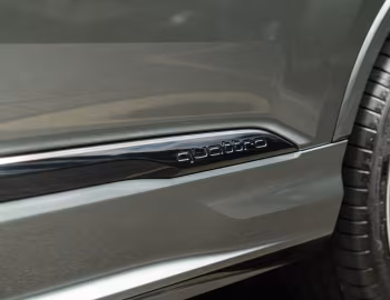 Audi Q7 55 TFSI quattro S line [Australia] (4M) '2025–pr.
