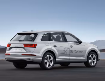 Audi Q7 e-tron TFSI quattro [Worldwide] (4M) '2016–19