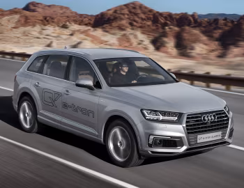 Audi Q7 e-tron TFSI quattro [Worldwide] (4M) '2016–19