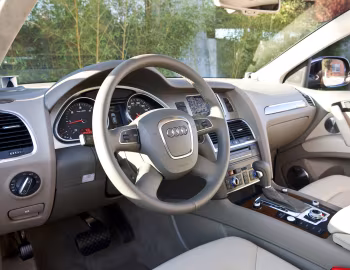Panel frontal 2010–15 Audi Q7 TDI clean diesel quattro [North America] (4L) '2009–15