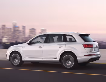 Audi Q7 TDI quattro S line [Worldwide] (4M) '2015–19