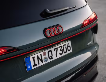 Audi Q7 TDI quattro S line black pack [Worldwide] '2026