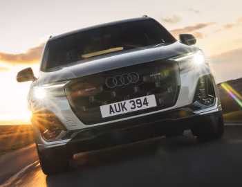 Audi Q7 TFSI e quattro S line [UK-spec] '2025–pr.