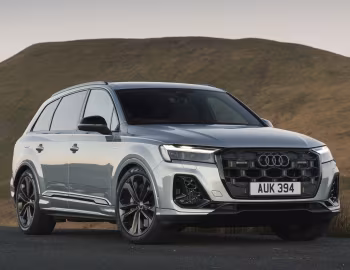 Audi Q7 TFSI e quattro S line [UK-spec] '2025–pr.