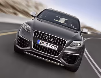 Audi Q7 V12 TDI quattro [Worldwide] (4L) '2008–09