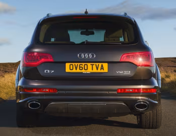 Audi Q7 V12 TDI quattro [UK-spec] (4L) '2009–12