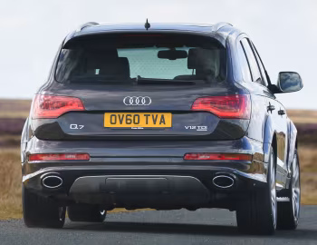 Audi Q7 V12 TDI quattro [UK-spec] (4L) '2009–12