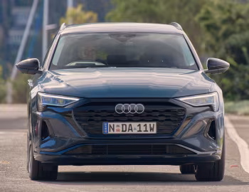 Audi Q8 50 e-tron quattro [Australia] '2024–pr.