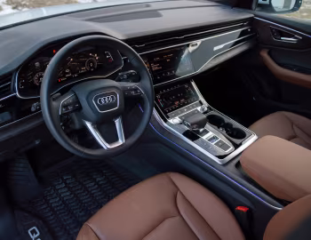 Panel frontal 2019–pr. Audi Q8 55 TFSI quattro [North America] '2018–pr.