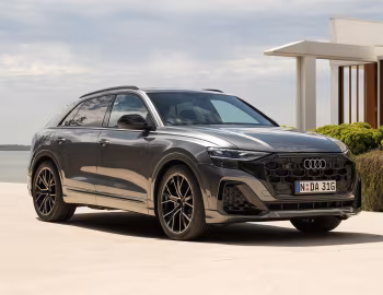 Audi Q8 55 TFSI quattro S line [Australia] '2025–pr.