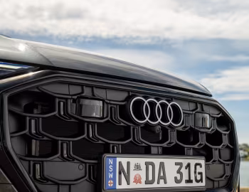 Audi Q8 55 TFSI quattro S line [Australia] '2025–pr.