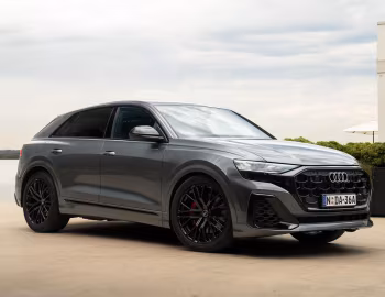 Audi Q8 60 TFSI e quattro S line [Australia] '2025–pr.