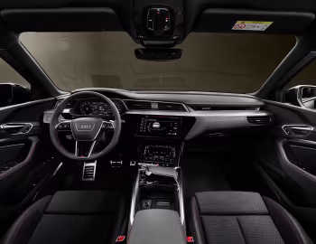 Panel frontal Audi Q8 e-tron "edition Dakar" '2024