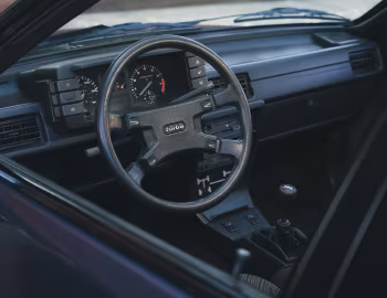 Panel frontal Audi quattro [UK-spec] (Typ 85) '1981–82