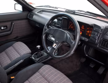 Panel frontal Audi quattro [UK-spec] (Typ 85) '1985–91