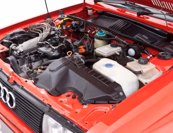 Bajo el capó Audi quattro [UK-spec] (Typ 85) '1985–91