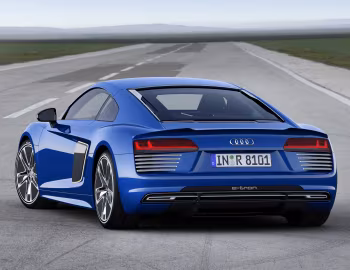 Audi R8 e-tron '2015–16