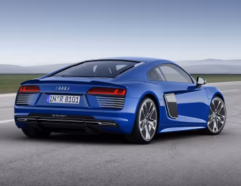 Audi R8 e-tron '2015–16