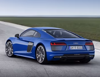 Audi R8 e-tron '2015–16
