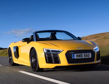 Audi R8 Spyder V10 [UK-spec] '2016–18