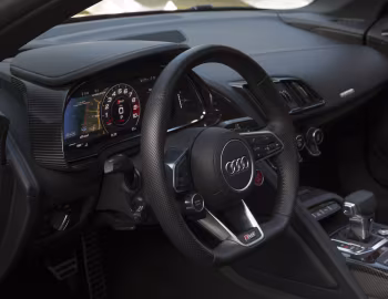 Інтер'єр 2018 Audi R8 Spyder V10 [North America] '2017–18