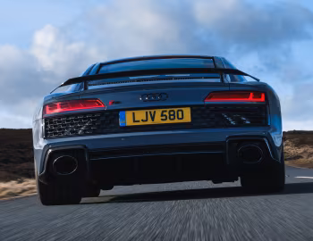Audi R8 V10 performance [UK-spec] '2019–pr.