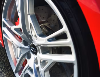 Audi R8 V10 performance Spyder [UK-spec] '2019–pr.
