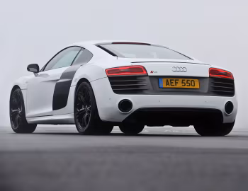 Audi R8 V10 Plus [UK-spec] '2013–16