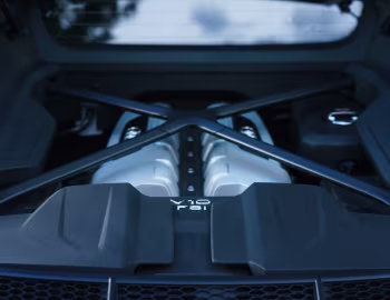 Bajo el capó Audi R8 V10 RWD Coupé [UK-spec] '2020–pr.