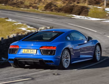 Audi R8 V10 RWS [UK-spec] '2018–19
