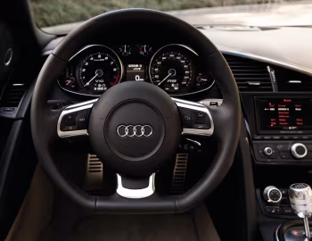 Panel frontal 2011–12 Audi R8 V10 Spyder [North America] '2010–12
