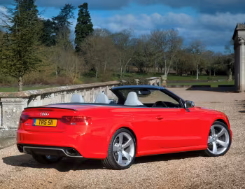 Audi RS 5 Cabriolet [UK-spec] '2013–17