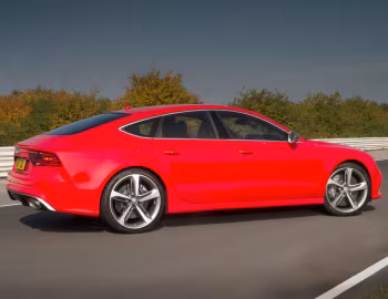 Audi RS 7 Sportback [UK-spec] '2013–14