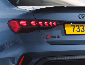 Audi RS 3 Saloon [UK-spec] '2024–н.в.
